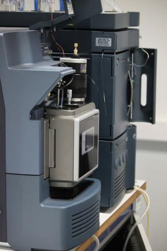 Acquity UPLC Xevo TQD MS/MS Waters  